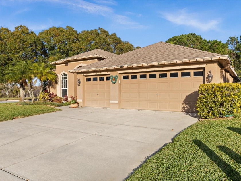 NEW  ROOF  1-24!! WELCOME HOME to the gated community of Key - Beach Home for sale in Holiday, Florida on Beachhouse.com