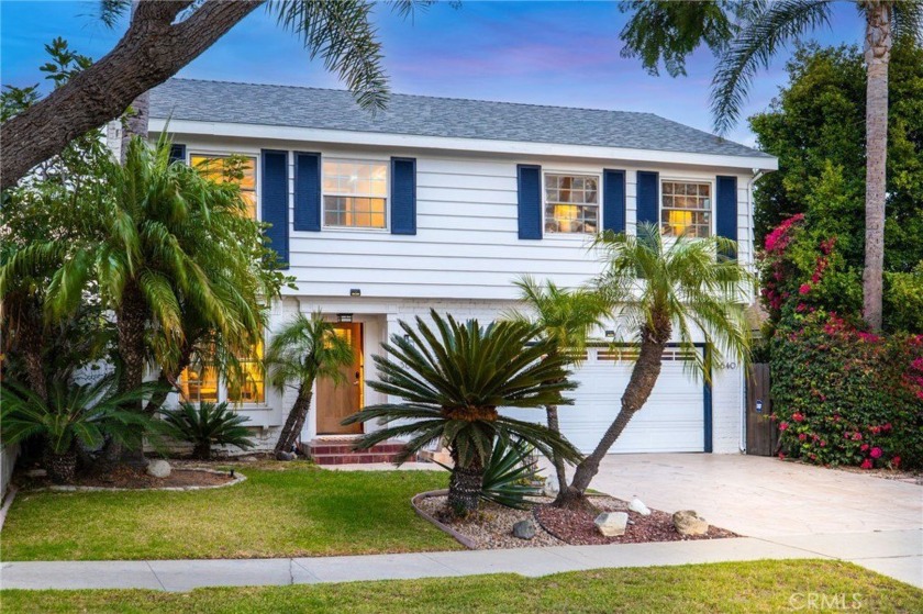 Near Virginia Country Club, this spacious 5-bedroom, 4-bath home - Beach Home for sale in Long Beach, California on Beachhouse.com