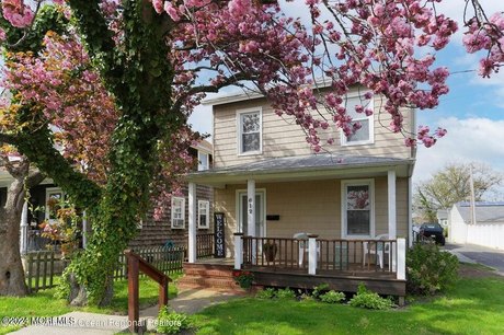 **Charming 3-Bed, 2-Bath Home in Desirable Avon-By-The-Sea, NJ**
 - Beach Home for sale in Avon By The Sea, New Jersey on Beachhouse.com