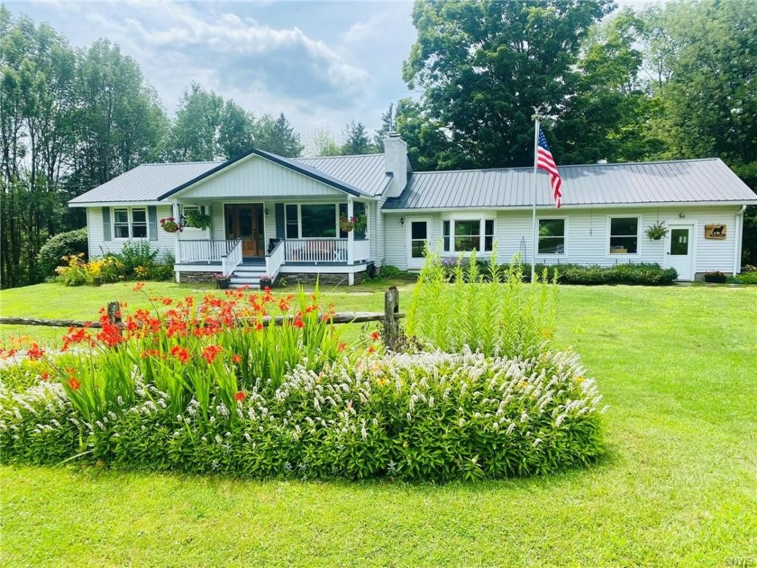 Expect to be impressed with this beautifully maintained ranch - Beach Home for sale in Richland, New York on Beachhouse.com