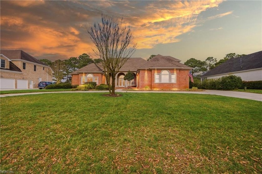 Private backyard living in sought-after Indian River Plantation - Beach Home for sale in Virginia Beach, Virginia on Beachhouse.com