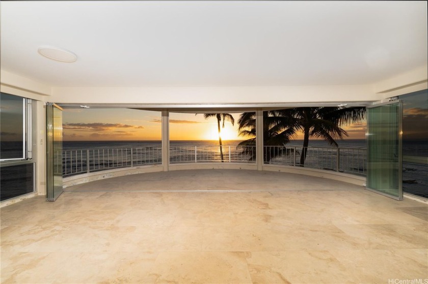 With the limited days on market and the overwhelming response, I - Beach Condo for sale in Honolulu, Hawaii on Beachhouse.com