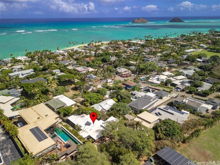 Privacy lovers  golfers dream! Mid century Lanikai hillside - Beach Home for sale in Kailua, Hawaii on Beachhouse.com