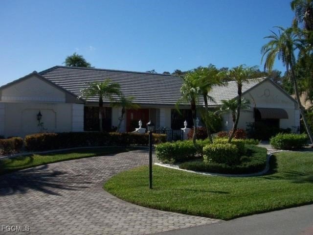 Over 3,200 sq ft of living in this 4 bedroom, 3 bath - Beach Home for sale in Fort Myers, Florida on Beachhouse.com