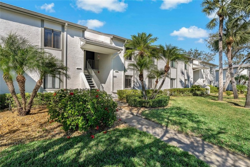 Welcome to this 2-bedroom, 2-bathroom condo located in the - Beach Condo for sale in Oldsmar, Florida on Beachhouse.com