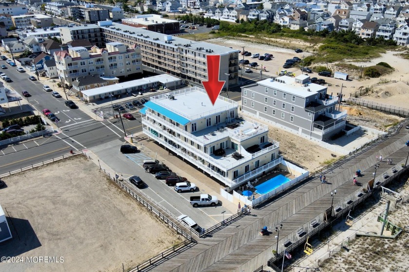 Definitely, out of the ordinary, this Penthouse is - Beach Condo for sale in Seaside Heights, New Jersey on Beachhouse.com