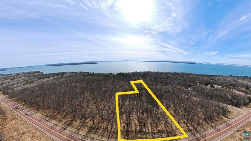 Looking for the ideal piece of land near Bayfield? Look no - Beach Lot for sale in Bayfield, Wisconsin on Beachhouse.com