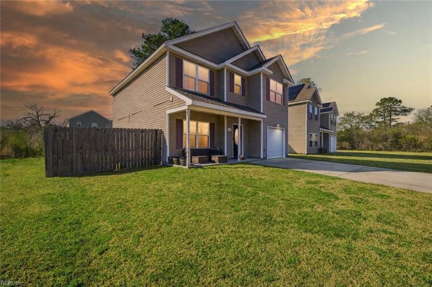 Welcome home to this beautiful 4-bedroom, 2.5-bath home in - Beach Home for sale in Chesapeake, Virginia on Beachhouse.com