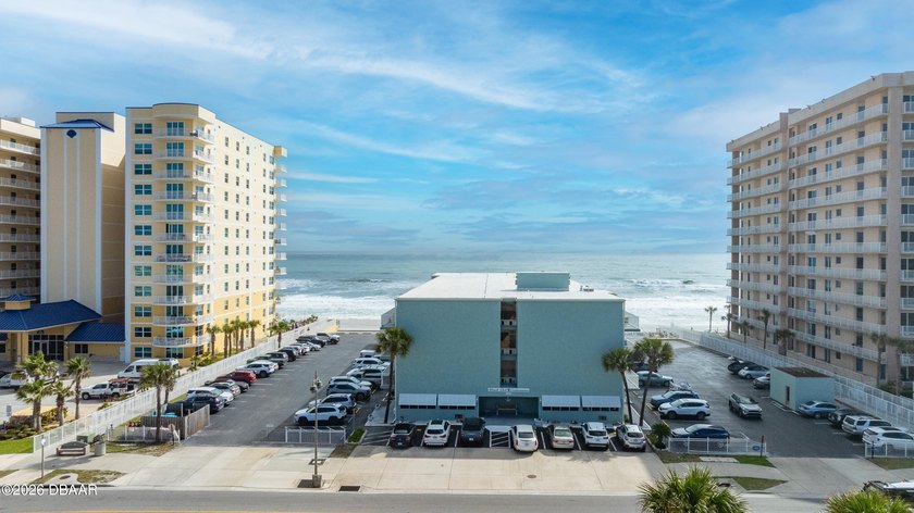 Ocean side Condo - Fully Furnished & Rental Ready! Enjoy coastal - Beach Condo for sale in Daytona Beach Shores, Florida on Beachhouse.com