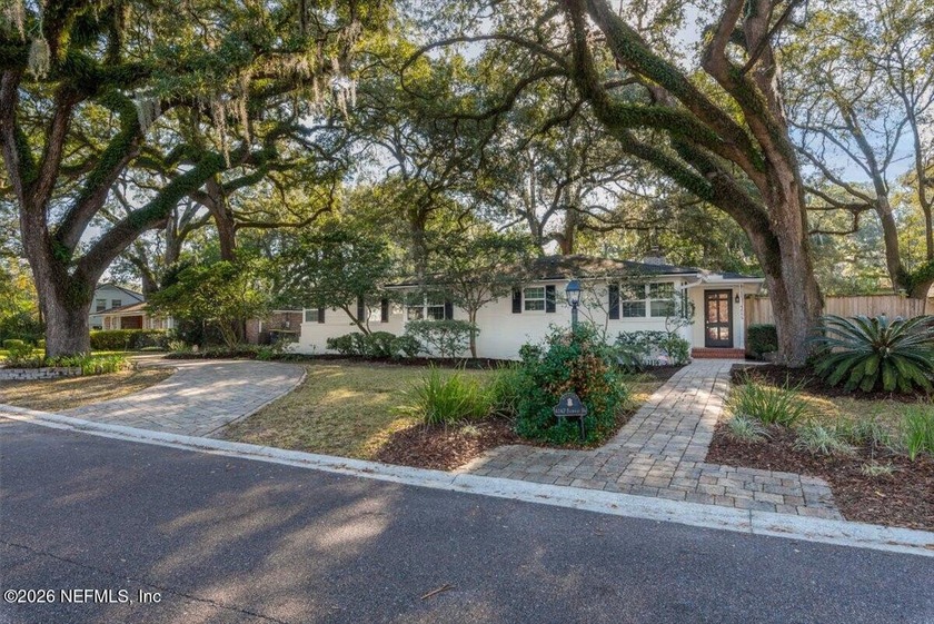 Beautiful 4BR/3BA home on a quiet, tree-lined street in the - Beach Home for sale in Jacksonville, Florida on Beachhouse.com