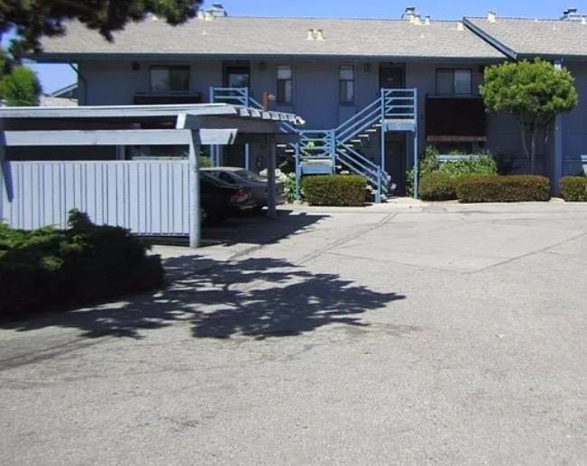 Beautiful Condo with Exceptional Value!  Spacious and bright - Beach Condo for sale in Salinas, California on Beachhouse.com