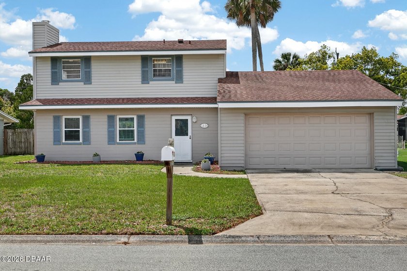 Welcome home to 1238 Suwanee Road in Fairway Estates! This - Beach Home for sale in Daytona Beach, Florida on Beachhouse.com