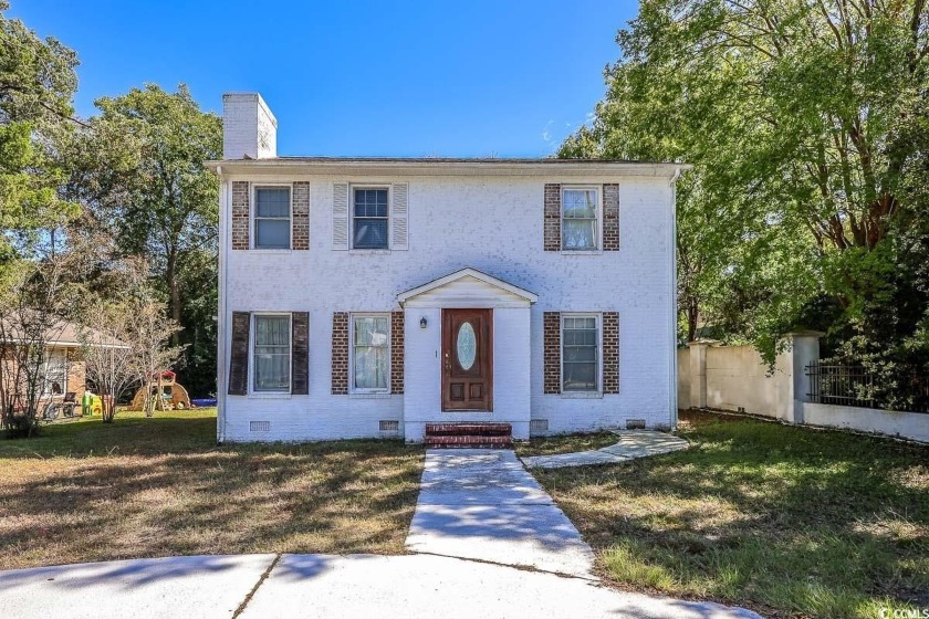 East Of Hwy 17! (Easy Walk to the beach) Welcome to 5704 N Kings - Beach Home for sale in Myrtle Beach, South Carolina on Beachhouse.com