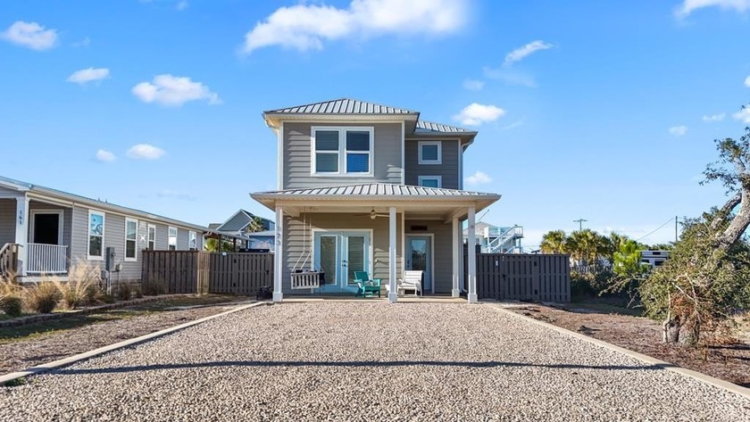 Charming Coastal Retreat in Port Saint Joe! This delightful - Beach Home for sale in Port St Joe, Florida on Beachhouse.com
