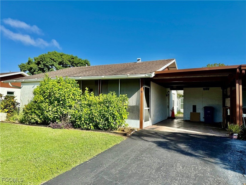 Affordable 3 bedroom 2 bath, NO AGE RESRICTIONS HERE- PETS OK - Beach Home for sale in Lehigh Acres, Florida on Beachhouse.com