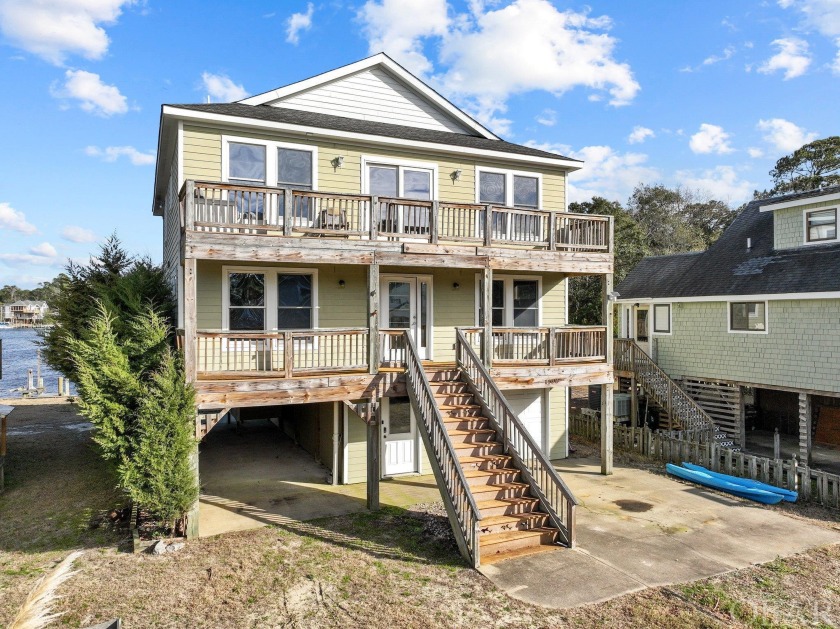 Take a trip down Colington Road to view this spacious 4 bedroom - Beach Home for sale in Kill Devil Hills, North Carolina on Beachhouse.com