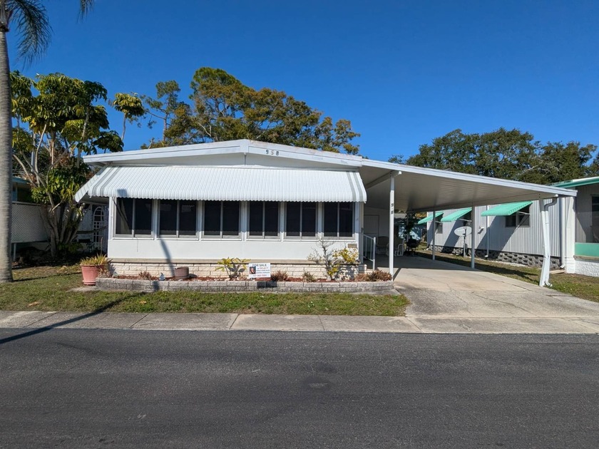 2 Bedroom 2 Bath Double Wide located in LaPlaza Mobile Home Park - Beach Home for sale in Clearwater, Florida on Beachhouse.com