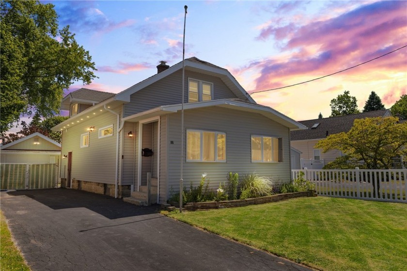 WOW! Prepare to be impressed by this fully remodeled and - Beach Home for sale in Rochester, New York on Beachhouse.com