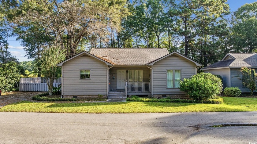 Live the coastal lifestyle in this beautifully renovated - Beach Home for sale in Murrells Inlet, South Carolina on Beachhouse.com