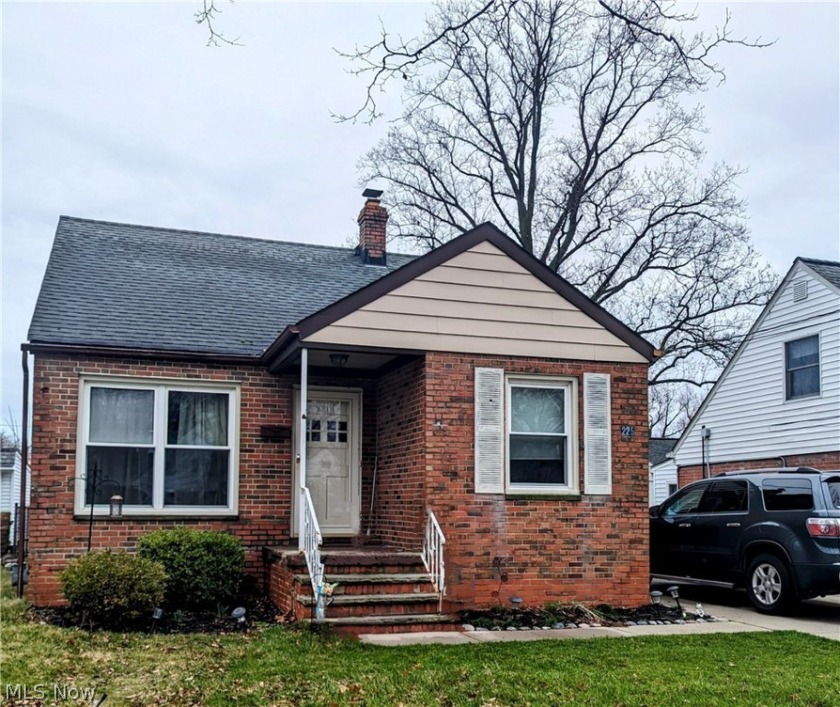 Fantastic brick bungalow located close to Lake Erie! Natural - Beach Home for sale in Willowick, Ohio on Beachhouse.com