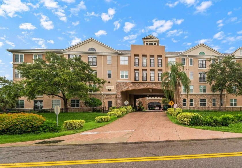 UNIQUE LOFT FOR SALE IN THE VILLA SONOMA CONDOCOMUNITY !!! - Beach Condo for sale in Tampa, Florida on Beachhouse.com