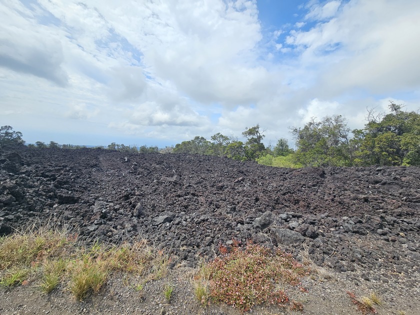 Nice lot located in the lower portion of the Hawaiian Ocean View - Beach Lot for sale in Ocean View, Hawaii on Beachhouse.com