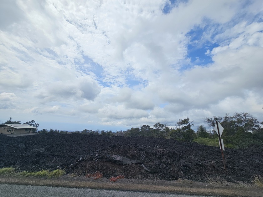 Nice lot, with great ocean views, located on a quiet street in - Beach Lot for sale in Ocean View, Hawaii on Beachhouse.com