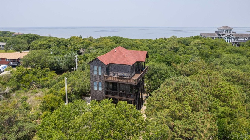 MAGNIFICENT VIEWS and IN-LAW SUITE! This stunning home boasts - Beach Home for sale in Buxton, North Carolina on Beachhouse.com