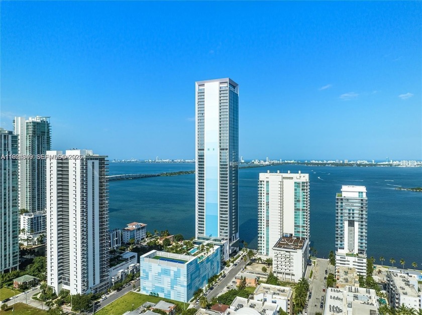 Missoni Baia residence 3406 offers sweeping views of Biscayne - Beach Condo for sale in Miami, Florida on Beachhouse.com