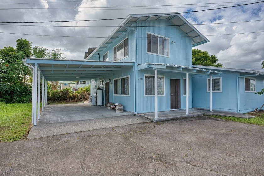 Located in the heart of Hilo, these two separated buildigns set - Beach Home for sale in Hilo, Hawaii on Beachhouse.com