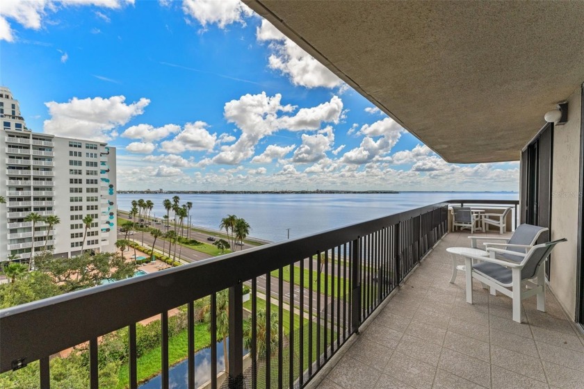 Welcome to The Atrium on Bayshore Blvd -- and welcome to THE - Beach Condo for sale in Tampa, Florida on Beachhouse.com