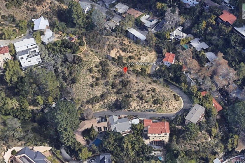 Beautiful lot in the Hollywood Hills. This 7,885 square foot lot - Beach Lot for sale in Los Angeles, California on Beachhouse.com