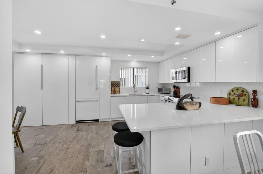 ONE OF THE MOST SPECTACULAR FIRST FLOOR CONDOS IN COMMUNITY - Beach Condo for sale in Delray Beach, Florida on Beachhouse.com