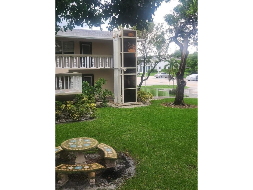 Reduced! CORNER second floor furnished unit, Central AC - Beach Condo for sale in Deerfield Beach, Florida on Beachhouse.com