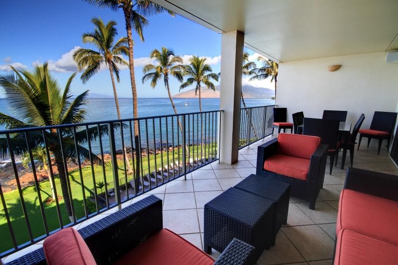 Spectacular Views &amp Lavish Interior - Royal Mauian #418 - Beach Vacation Rentals in Kihei, Maui, Hawaii on Beachhouse.com