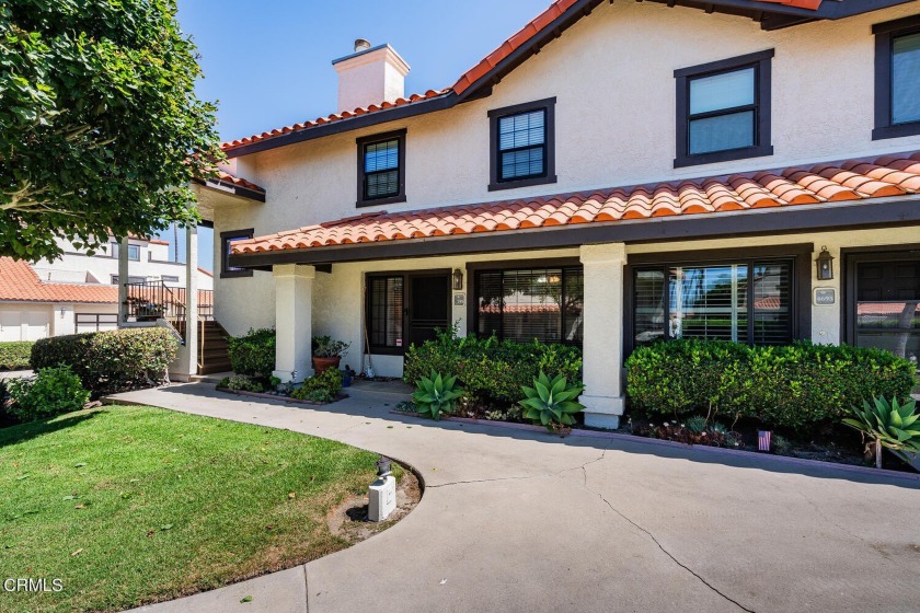 Welcome to the Colony at Mandalay Beach. This alluring condo has - Beach Condo for sale in Oxnard, California on Beachhouse.com