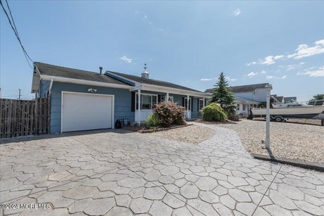 Welcome to waterfront living in Forked River.  This ranch has - Beach Home for sale in Forked River, New Jersey on Beachhouse.com