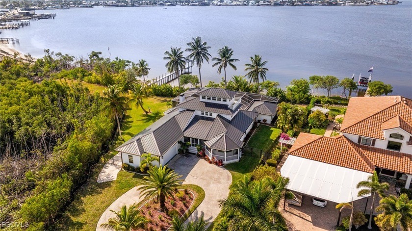 Stunning waterfront estate set on 2.24 acres in the heart of - Beach Home for sale in Matlacha, Florida on Beachhouse.com