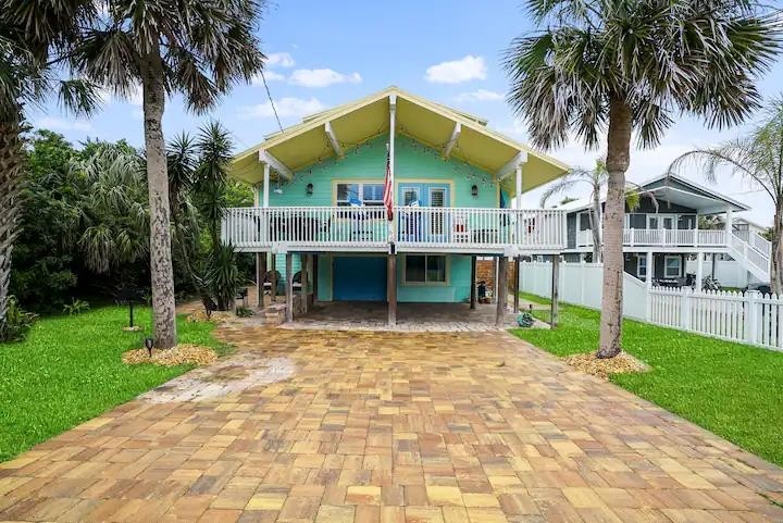 Tropical Paradise At Vilano Beach! Have You Ever Dreamed Of - Beach Home for sale in St Augustine, Florida on Beachhouse.com