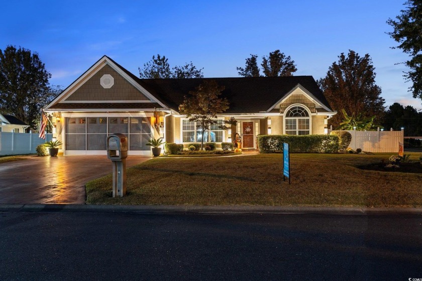 This sweet ranch-style home is situated in the charming - Beach Home for sale in Longs, South Carolina on Beachhouse.com