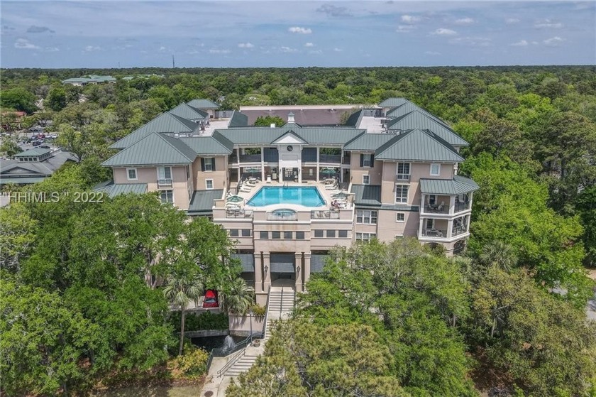 Welcome to 103 North Forest Shore Villa.This tastefully - Beach Home for sale in Hilton Head Island, South Carolina on Beachhouse.com