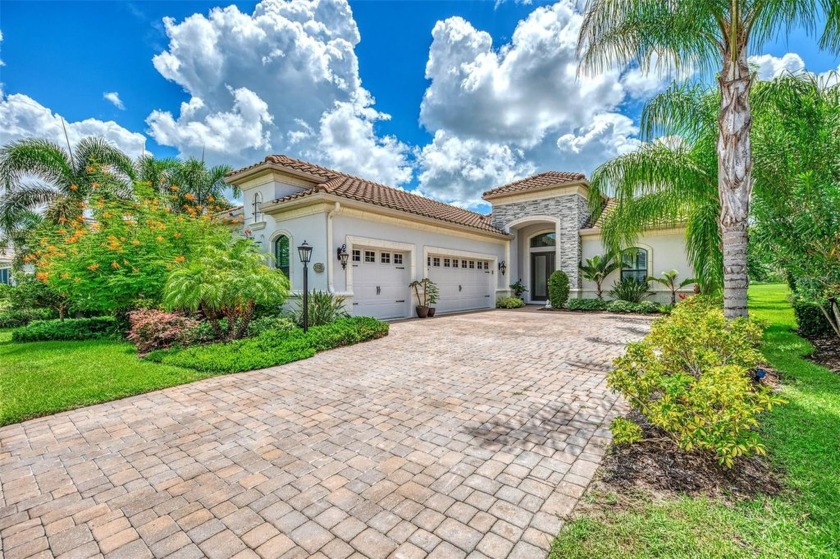 Welcome to this stunning 3-bedroom, 2-bathroom home at 15520 - Beach Home for sale in Lakewood Ranch, Florida on Beachhouse.com