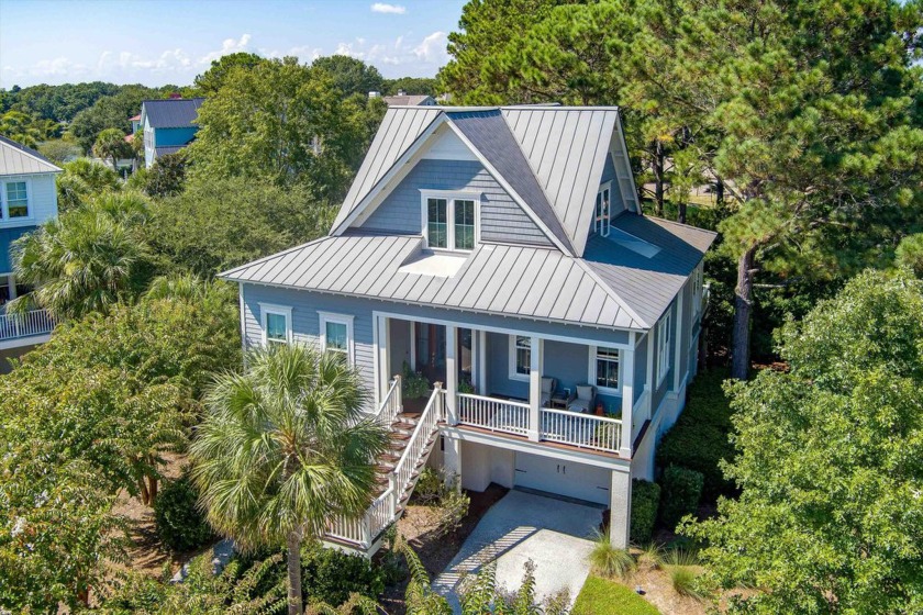 This beautiful custom-built 3-bedroom, 2.5-bathroom elevated - Beach Home for sale in Seabrook Island, South Carolina on Beachhouse.com