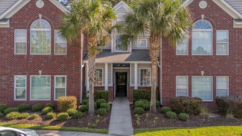 This beautifully cared for condo in the highly sought after - Beach Home for sale in Mount Pleasant, South Carolina on Beachhouse.com