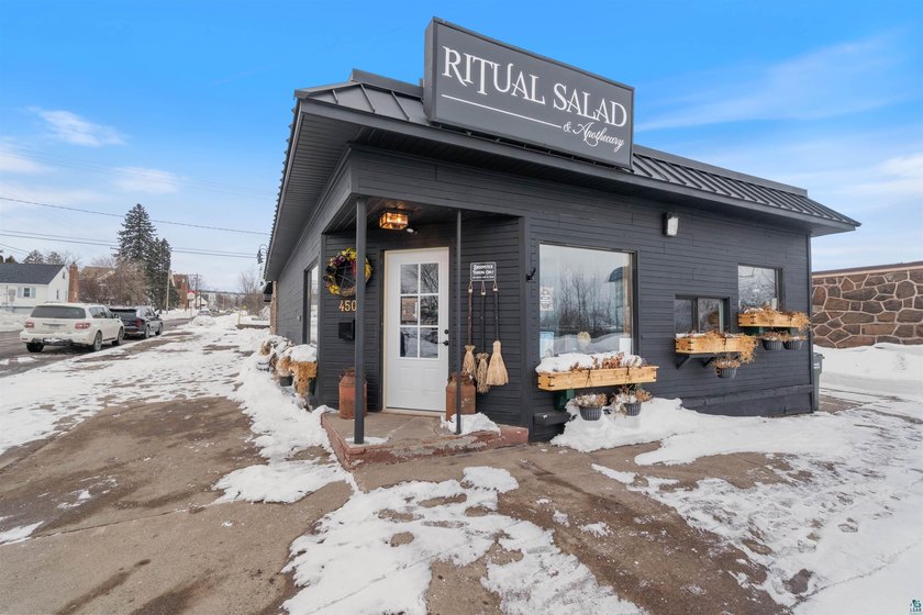 Exceptional opportunity to own a fully renovated commercial - Beach Commercial for sale in Duluth, Minnesota on Beachhouse.com