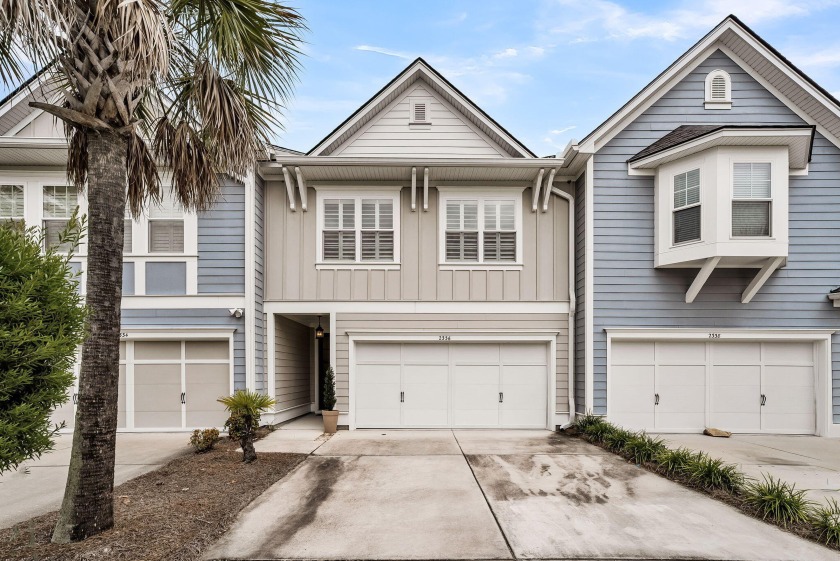 Lock-n-Leave! STUNNING! Discover extraordinary, low-maintenance - Beach Condo for sale in Mount Pleasant, South Carolina on Beachhouse.com