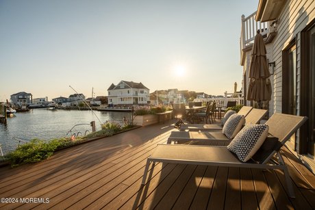 WATER LOVERS DREAM! 50' BULKHEAD, GORGEOUS WALL OF WINDOWS - Beach Home for sale in Brick, New Jersey on Beachhouse.com