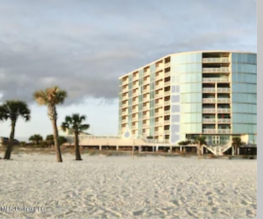 This beautiful condo is located on the white sand beach with - Beach Condo for sale in Biloxi, Mississippi on Beachhouse.com