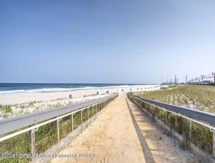 Build a 2 family on this lot 1 block to the beach for +/-500k - Beach Lot for sale in Seaside Heights, New Jersey on Beachhouse.com