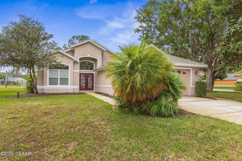 Welcome to this well-maintained Cayman model, perfectly - Beach Home for sale in Ormond Beach, Florida on Beachhouse.com